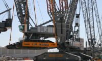 Grua Liebherr Eleva Outras Três Gruas